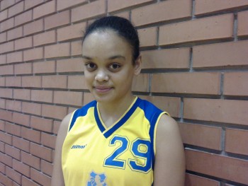 #35 Magyar Elin